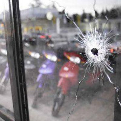 Investigan ataque mafioso a comerciante platense