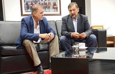 ISA Y LOUTAIF DIAGRAMARON TRABAJOS EN CONJUNTO