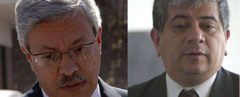 Deciden si enjuiciar�n al juez que defendi� la vida