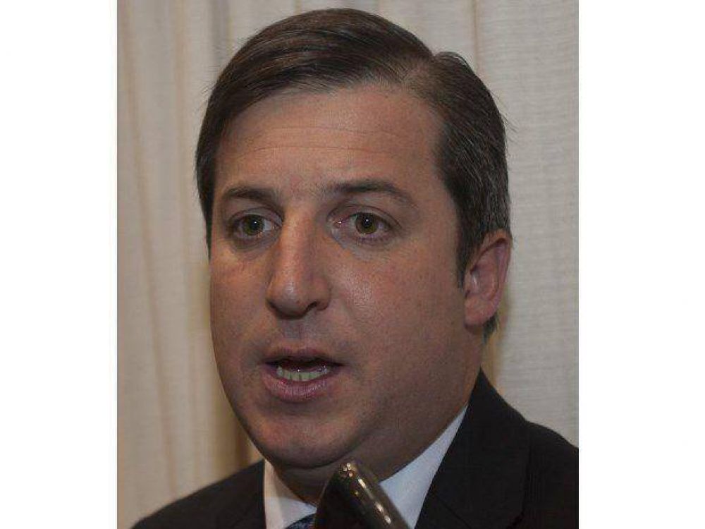 Sylvester admiti� que falta trabajo en Salta