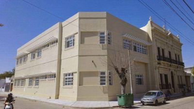 Se restaur� otro edificio educativo hist�rico
