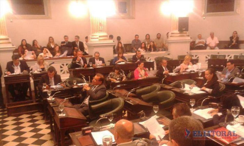 Diputados eligi� a sus presentantes para el consejo convocado por Colombi