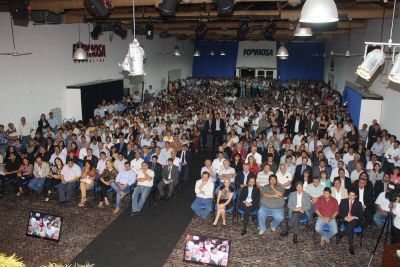 Especialistas de la Comision de energia at�mica infomaron que la planta de tratamiento de uranio no generara ningun riesgo para el medio ambiente