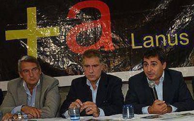 Presentaron las primeras 10 mil firmas contra la reforma del C�digo