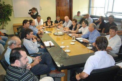 Se retoma la paritaria estatal