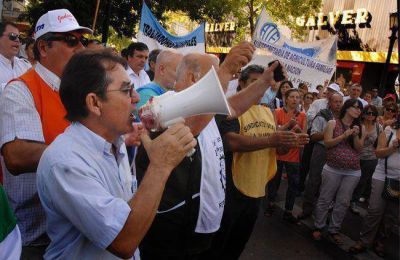 Paritaria estatal: "Ning�n sindicalista, por traidor que sea, puede aceptar la propuesta"