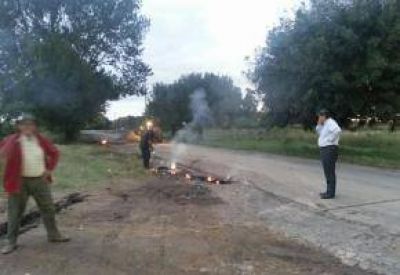 Cortes de ruta: Cheyllada y Paolini se entrevistaron con los manifestantes