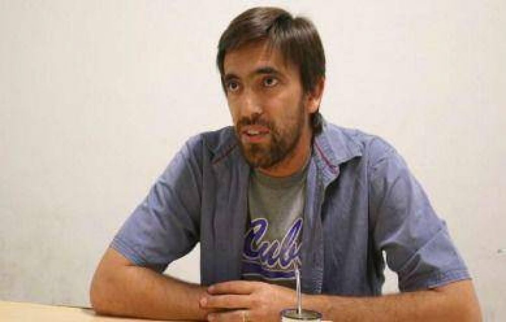 Iparraguirre acus� al radicalismo de defender los intereses de los empresarios del transporte