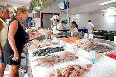  Semana Santa: Instan a vendedores de pescado a cumplir con los requisitos