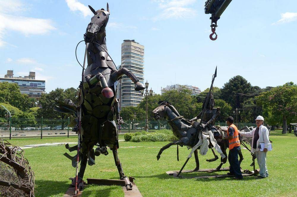 Con obras de Regazzoni se abre el Paseo de las Esculturas
