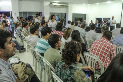 Encuentro de dirigentes justicialistas en Concepci�n