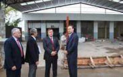 Se formaliz� el convenio que permite la instalaci�n del Mercado Central en La Plata