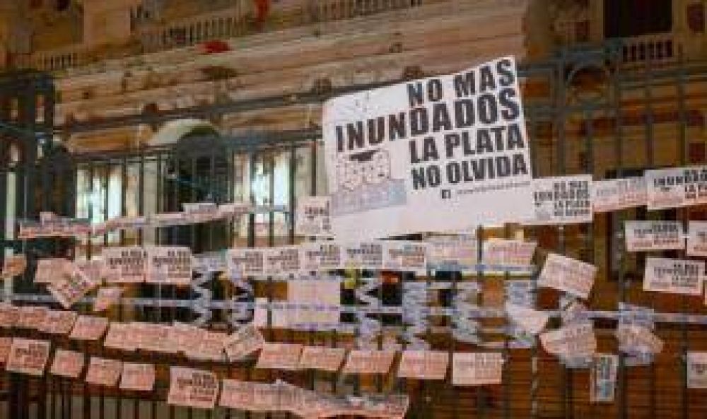 Temporal en La Plata: Familiares de v�ctimas presentan asociaci�n civil