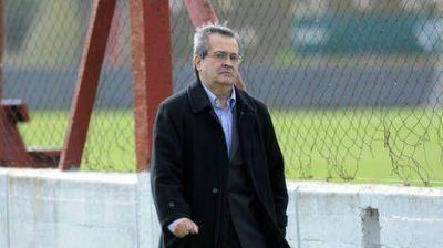 Se profundiza la crisis: intentaron agredir a Cantero