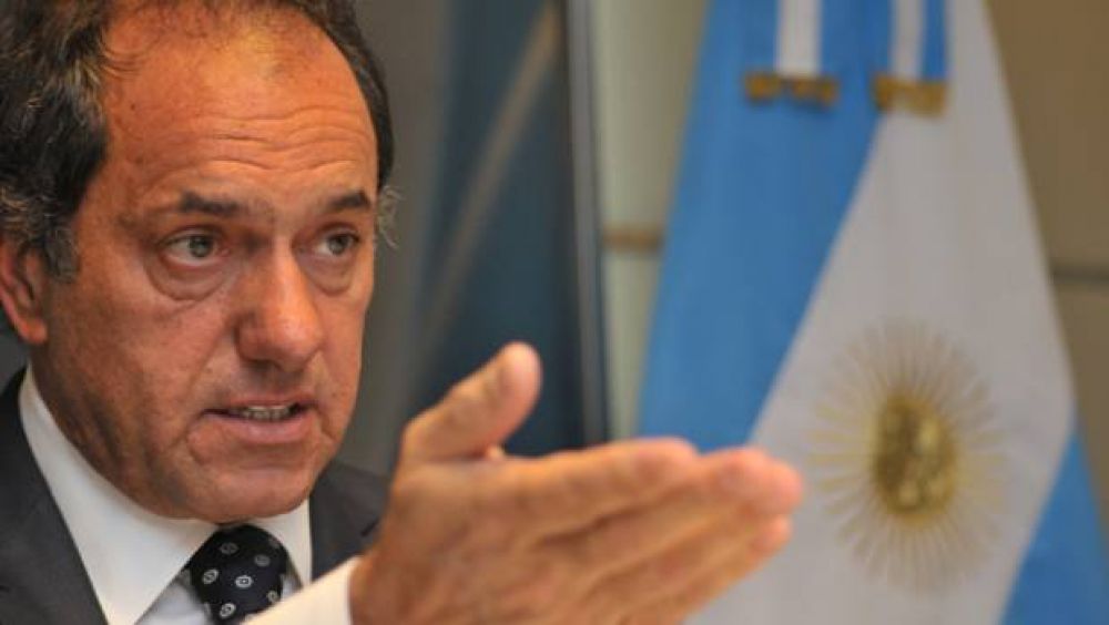 Scioli anunci� un recurso de amparo para que los docentes vuelvan a clase