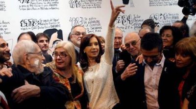"Yo no soy una invitada de honor, es mi pa�s", afirm� la Presidenta