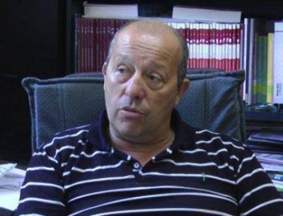 Paredi: �Roberto Baradel y Mirta Petrocini son dos contras revolucionarios�