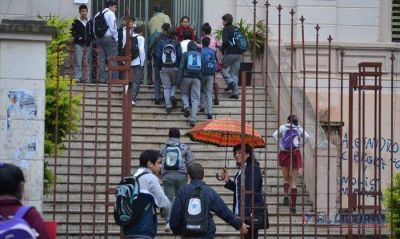 El paro docente comenz� con alta adhesi�n y continuar� hoy
