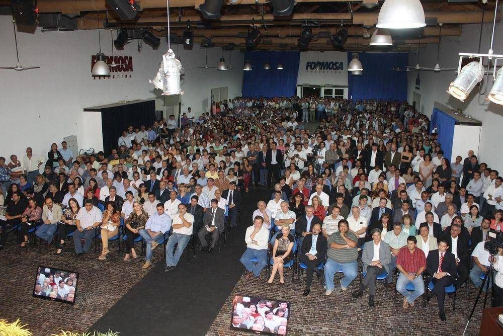 Especialistas de la Comision de energia at�mica infomaron que la planta de tratamiento de uranio no generara ningun riesgo para el medio ambiente