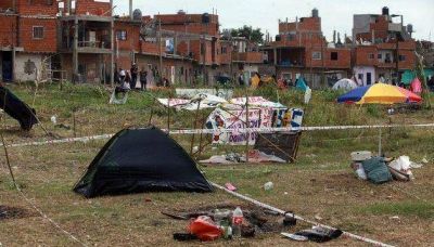 Toma en Lugano: piden que se presente un plan de desalojo