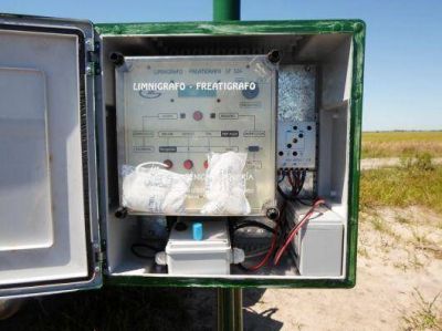 El ICAA instal� escala para medir altura del curso de agua