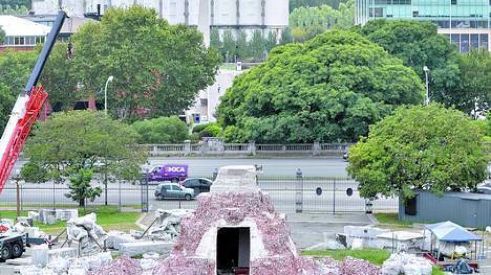 Los italianos, en contra de que lleven a Col�n a Parque Lezama