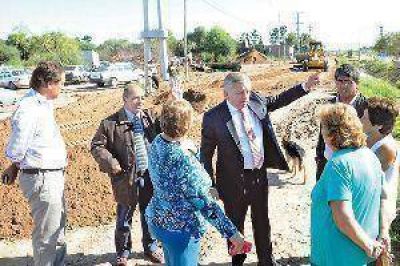 El intendente Hugo Infante supervis� importantes obras