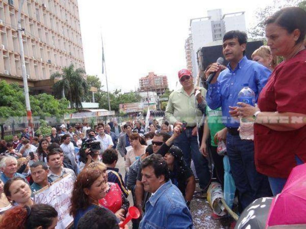 Gremios ratificaron el rechazo al aumento por decreto y todo indica que seguir�n los paros
