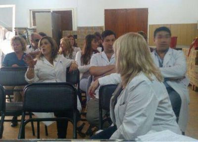 Denuncian carencia de insumos, malas condiciones de trabajo y deterioro edilicio en el hospital