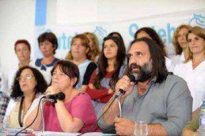 Gremios repudian la agresi�n y afirman que el aumento no es suficiente