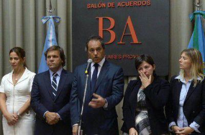 Scioli repudi� la agresi�n que recibi� Batakis y apunt� a Baradel por sus dichos en la marcha