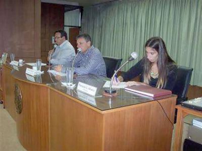 Suspenden por 6 meses habilitaciones de cibers