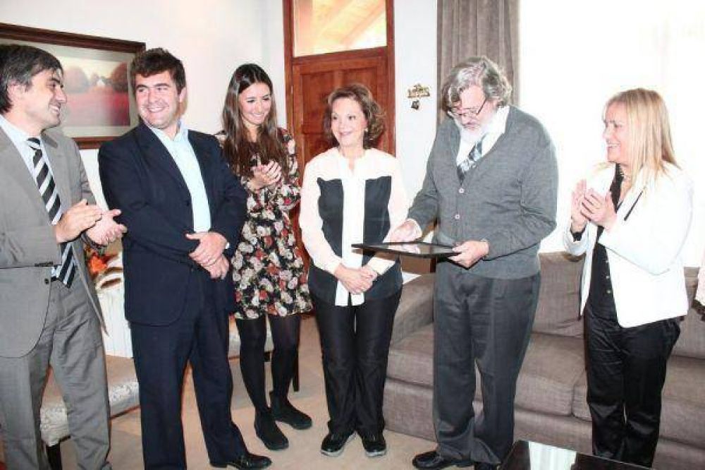 �Me llevo una impresi�n muy positiva de c�mo se est� trabajando en el sector salud�