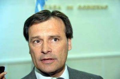 Mac Karthy: Yo en lugar de Buzzi me hubiese quedado hasta resolver el conflicto docente