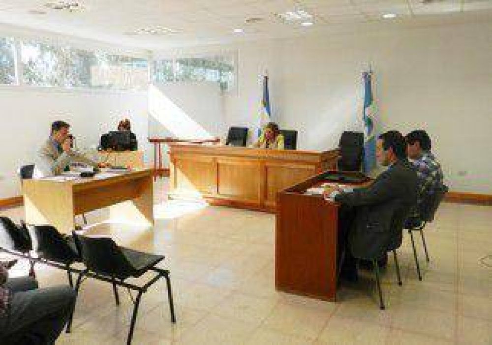 Designan juez y sortean a los jurados del primer juicio 