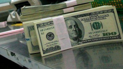 El d�lar "negro" abre estable la �ltima rueda de la semana: $10,95