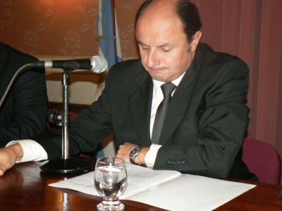 Denuncia penal por el uso del Fondo Educativo
