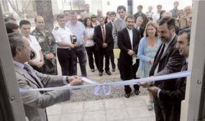 Casal inaugur� fiscal�as en Leandro N. Alem y General Arenales