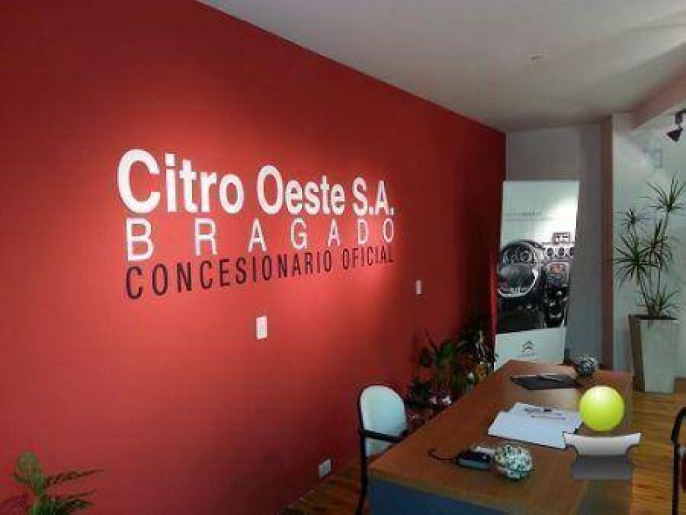 SE INAUGURO EN NUESTRA CIUDAD UN CONCESIONARIO OFICIAL DE CITROEN