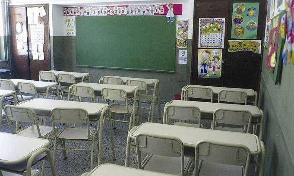 Los maestros bahienses continuar�n con el paro