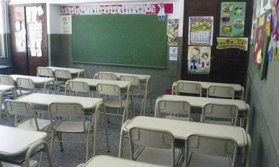 Los maestros bahienses continuar�n con el paro
