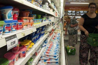 PRECIOS CUIDADOS: PODR�AN INSTITUCIONALIZARLO POR ORDENANZA