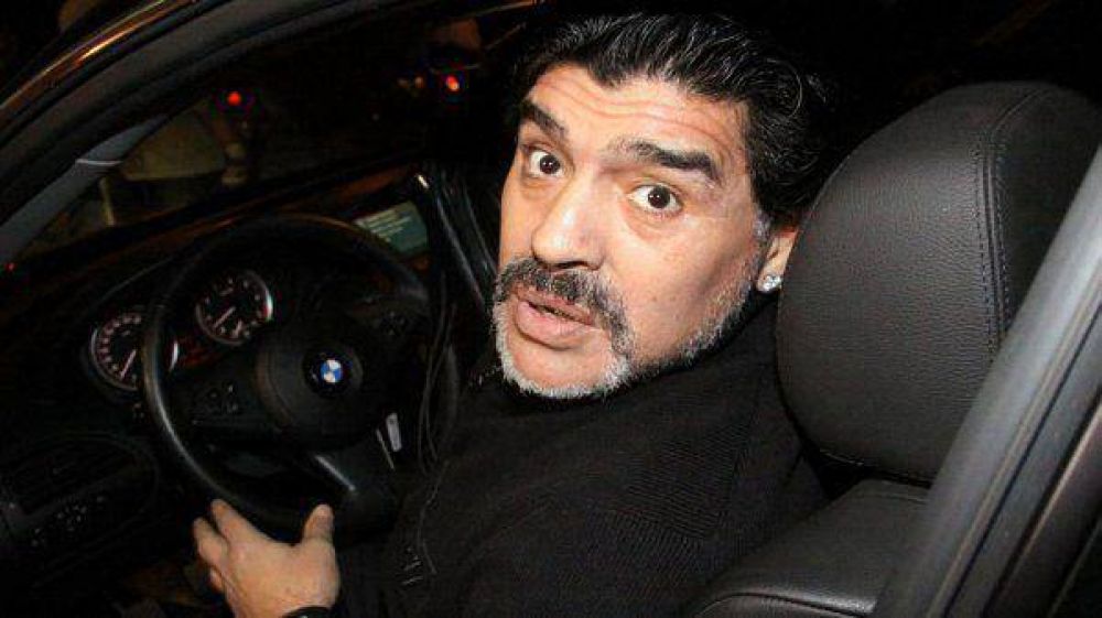 Diego Maradona quiere llevar a juicio a Catherine Fulop