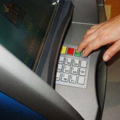 Arranca el pago del 20% para los estatales