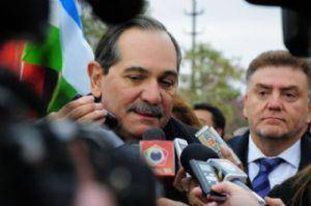 Amaya le respondi� a Alperovich: �Debemos dignificar al docente�