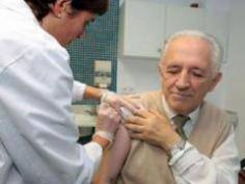 Habr� 9 millones de dosis de vacuna antigripal para grupos de riesgo