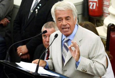 Tras su gira por Buenos Aires, De la Sota desestim� la reforma del C�digo Penal