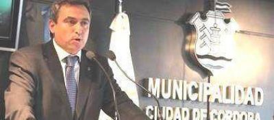 Denuncian a Mestre por supuesta estafa con subsidios nacionales