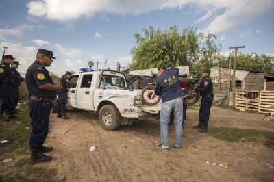 En un despliegue de magnitud, la Polic�a secuestr� diversos elementos robados