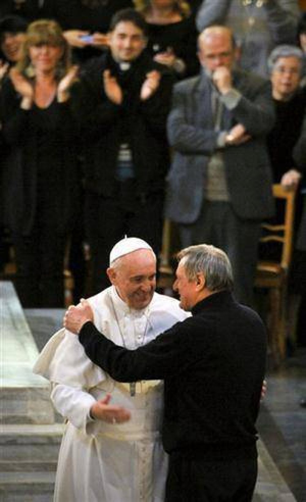 El Papa a los mafiosos: "A�n hay tiempo de convertirse"